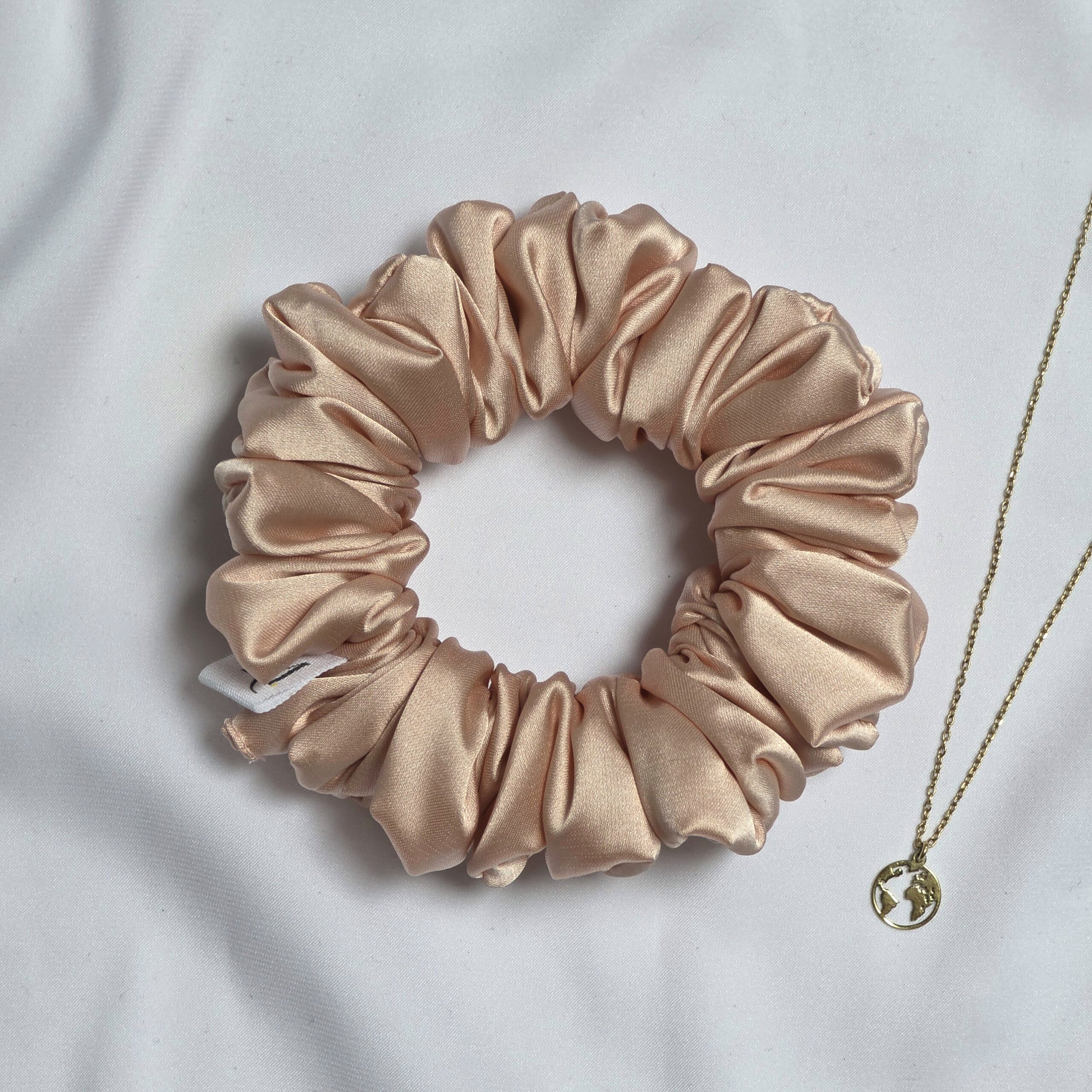 20260802 120810 scrunchie peach small