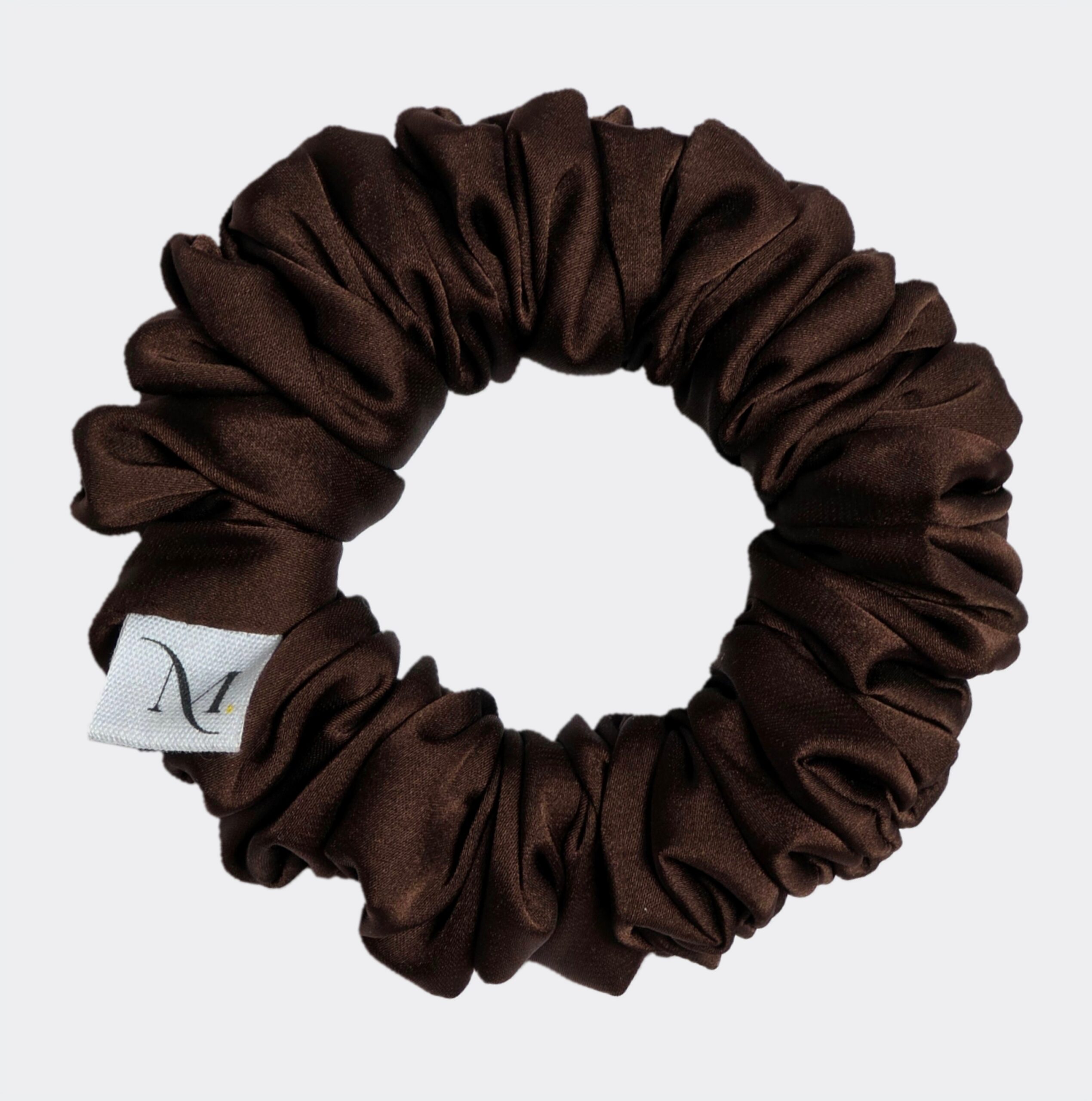 f2c963350f1dc1392dcb754000aaff5f (11) scrunchie dark chocolate small