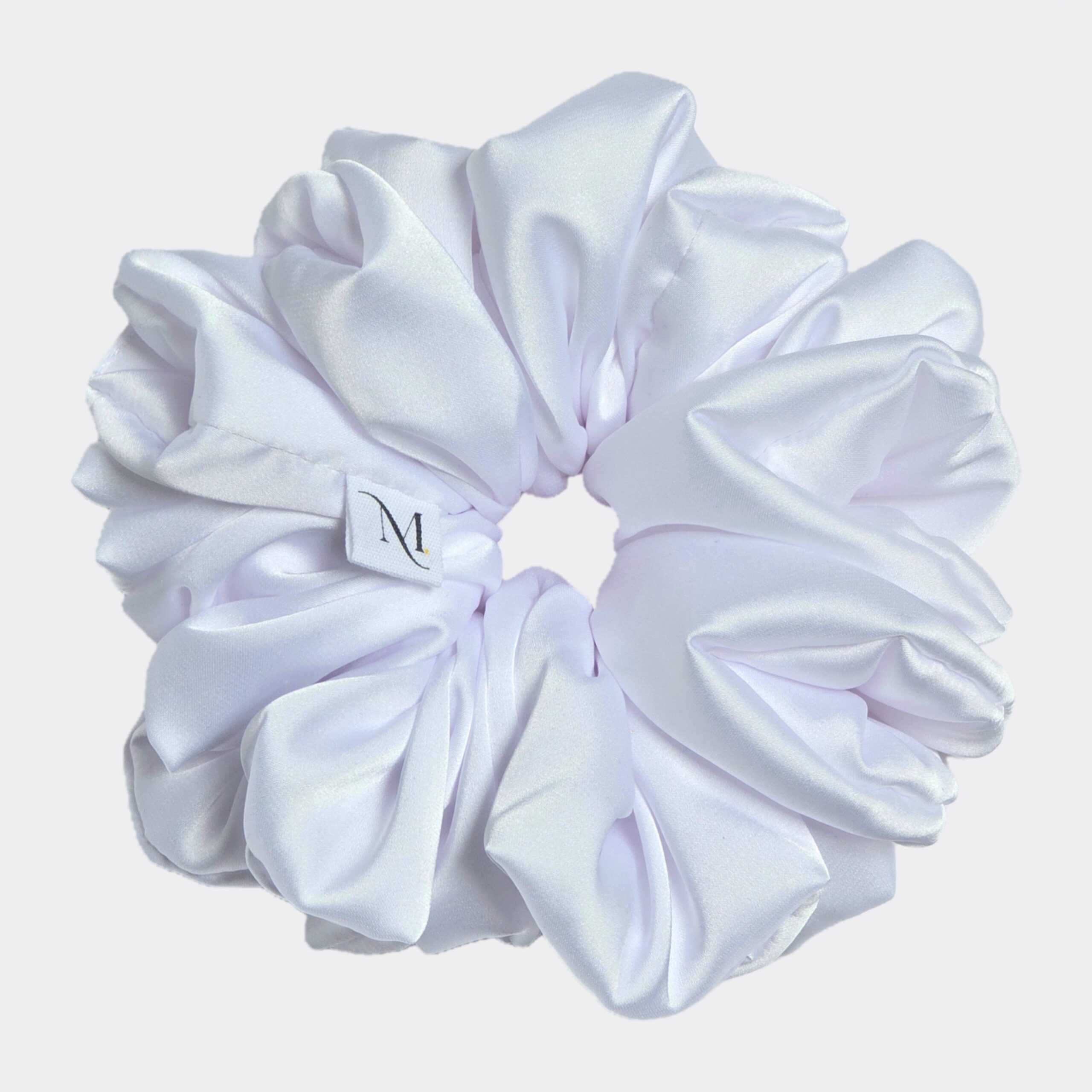 f2c963350f1dc1392dcb754000aaff5f (7) (1) scrunchie snow maxi