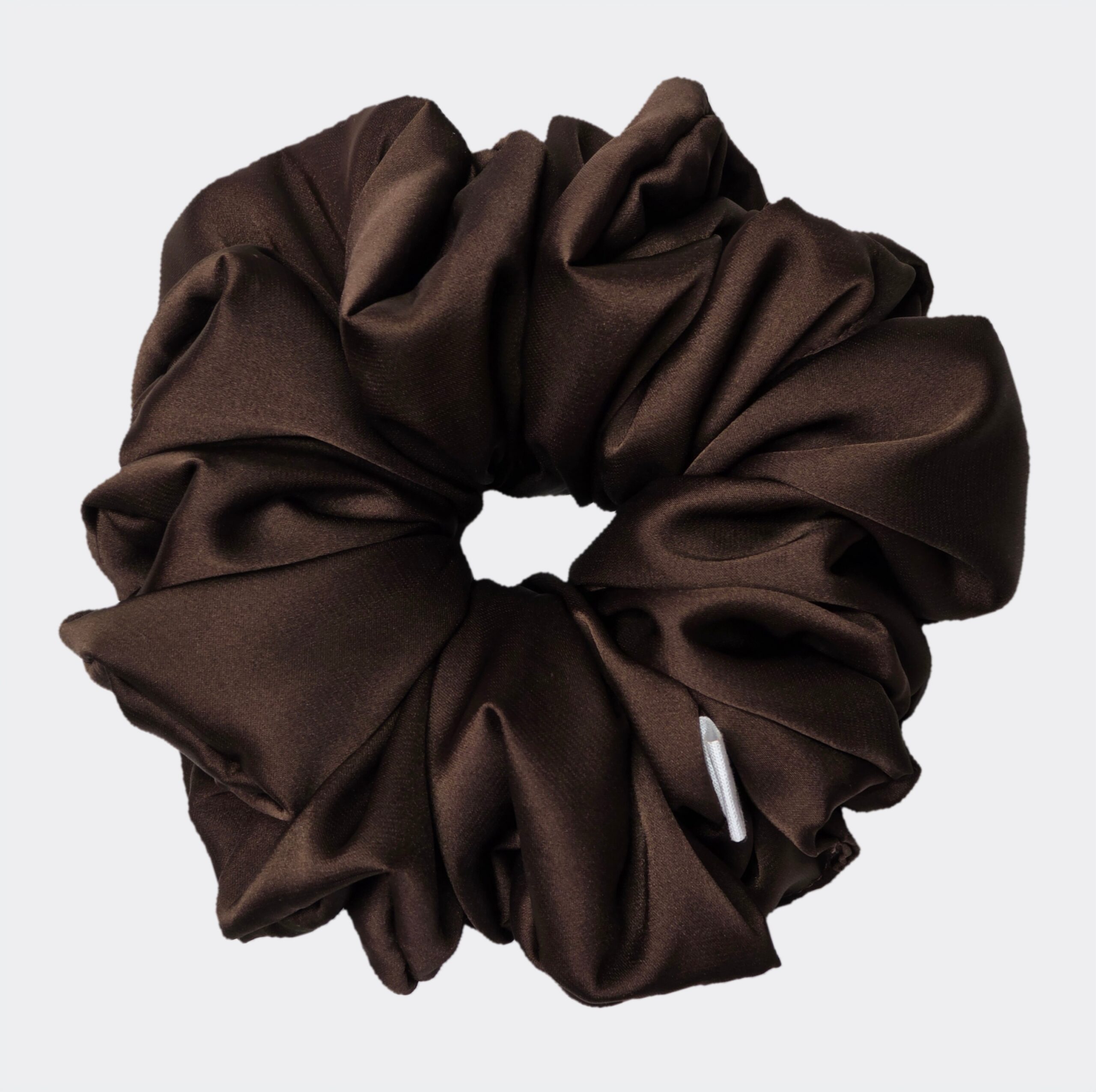 f2c963350f1dc1392dcb754000aaff5f (7) scrunchie dark chocolate maxi